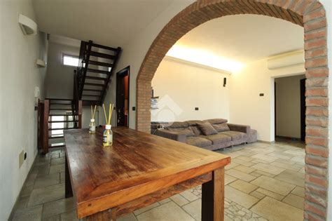 Sei alla ricerca della casa dei tuoi sogni o sei interessato ad un immobile tra quelli presentati? Annuncio Rustici / Cascine / Case in vendita a Ravenna ...