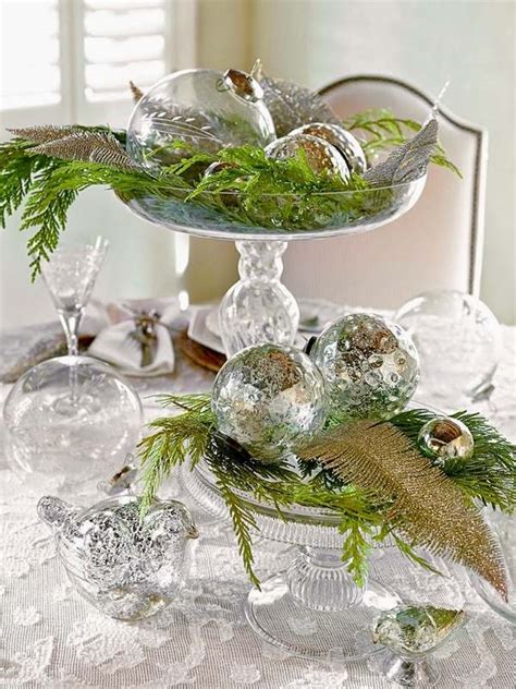 20 Ideas For A Fabulous Christmas Table Decoration In Silver And Green