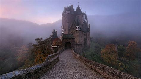 Eltz Castle On A Misty Night Image Abyss