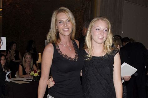 the heiress the actress and the sex cult leader dynasty star catherine oxenberg s fight to