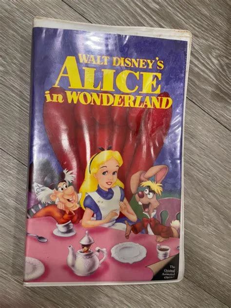 Walt Disney Alice In Wonderland Vhs Classic Movie Black Diamond Rare
