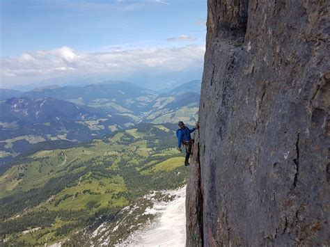 Italy Dolomites Guided Multi Pitch Climbing Rock Climbing Trip Uiagm