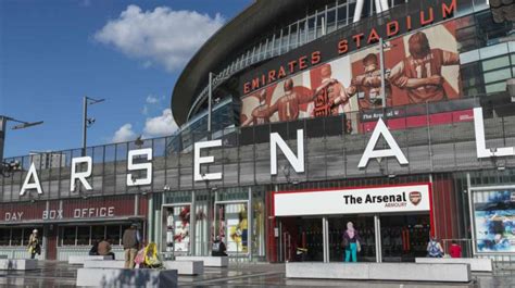 Wenger Diusulkan Jadi Nama Stadion Arsenal