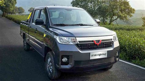 Gm Wuling Pickup Launched In China At Usd 9k Rs 65 L Approx