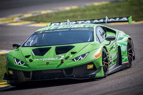 Lamborghini Rolls Out 400th Huracán Race Car Celebrates Motorsports
