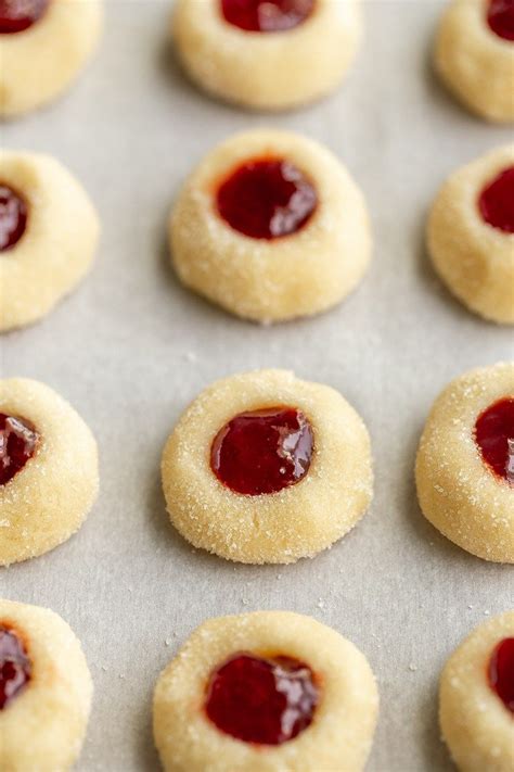 Soft And Delicious Buttery Shortbread Cookies Filled With Strawberry