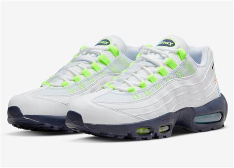 This Nike Air Max 95 Features Multi Color Swooshes Laptrinhx News