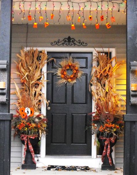 40 Appealing Christmas Main Door Decoration Ideas All About Christmas