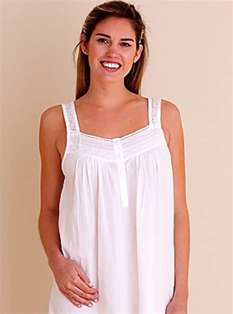 Joy White Cotton Nightgown El227