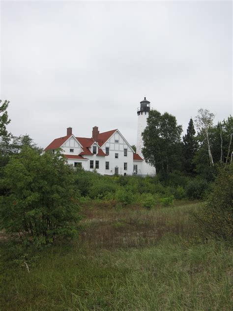 point-iroquois-light-station-named-for-the-iroquois