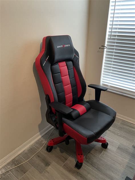 Needs To Go Now Dxracer Pro Gaming Chair Redblack Ohrv001nr