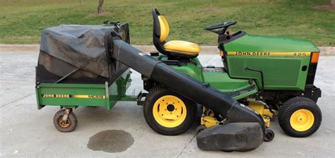 425 John Deere Lawn Tractor With Leaf Bagger Great Shape South
