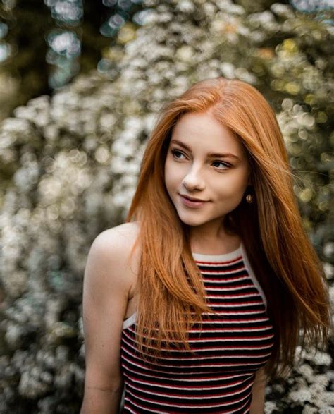 Pin By 欣蒂 林 On Pretty Red Haired Beauty Beautiful Redhead Red Hair Woman