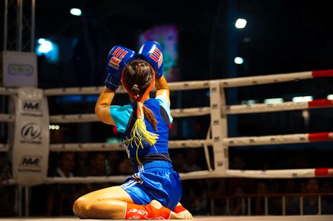 Wai Khru Ram Muay A Female Muay Thai Fighter Performs A Ritualistic