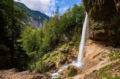 Slovinsko Krajina Vodopádov Tyrkysových Riek Nádherných Jazier A Hôr