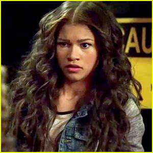 Disney has picked up a new family comedy series called kc undercover. Zendaya Finds Out The Family Business In New Clip From 'K ...