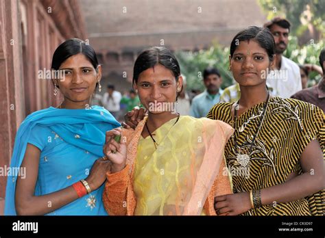 Indian Women Uttar Pradesh North India India Asia Stock Photo Alamy