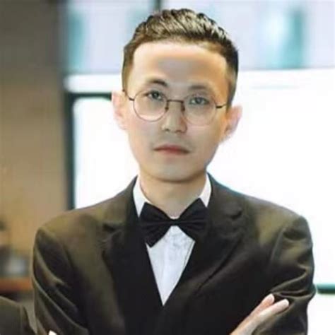 Hake Human Activity Knowledge Engine Yong Lu Li Updates