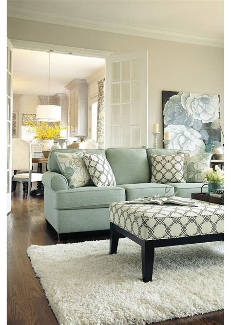 Bright And Elegant Living Room Decor With White Shag Rug Home Living