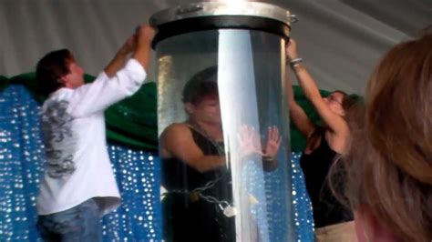 High Definition Cne Water Torture Tank Escape Kristen Johnson And Kevin Ridgeway Youtube