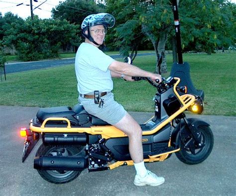 The honda ruckus is arguably one of the meanest looking bikes around. HONDA BIG RUCKUS 250cc AND NO STORAGE | Honda big ruckus ...