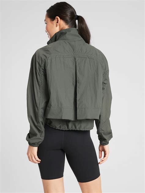 Shop 31 top athleta jackets and earn cash back all in one place. Canopy Parachute Jacket Short | Athleta in 2020 | Athleta ...