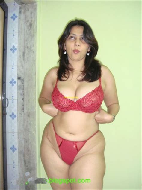 Hyderabad Big Boobs Ass Red Bra Panty Aunty Naked Photo