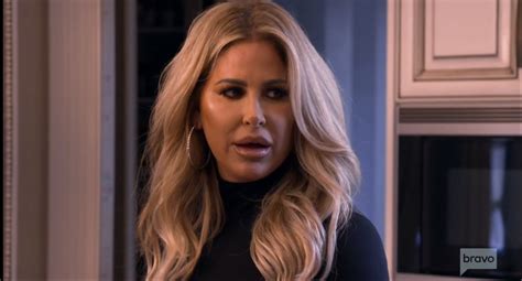 Dont Be Tardy Fans Shocked As Kim Zolciak Removes Wig And Shows Off
