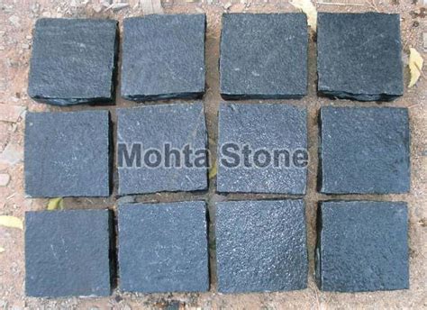 Black Limestone Cobbles Mohta Stone Kota Rajasthan