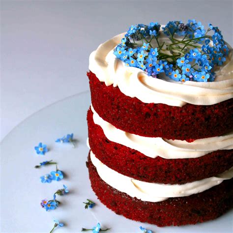 There is something so elegant about a red velvet cake. Red velvet cake with cream cheese frosting - eRecipe
