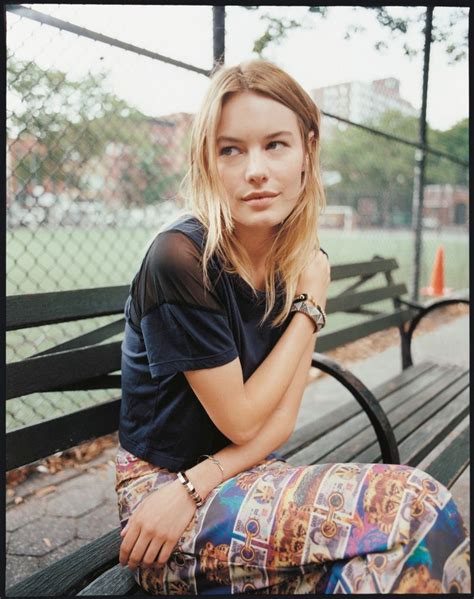 Tyrone Lebon Urban Outfitters4 Camille Rowe Anna Speckhart More Pose