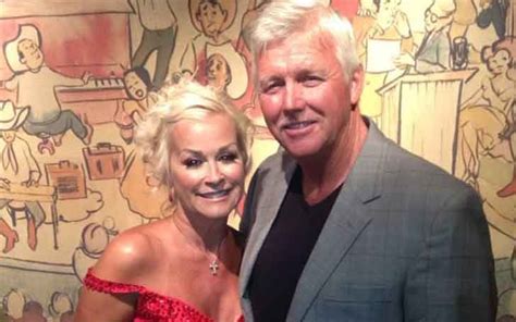 Singer Lorrie Morgan Marriage Life Married Six Times Know About Her