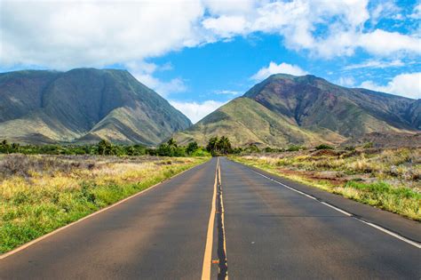 Guide To Getting Around Maui Without A Car 2023