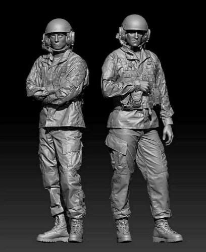 135 2pcs Resin Figure Model Kit Us Soldiers Tank Crew Korean War Army
