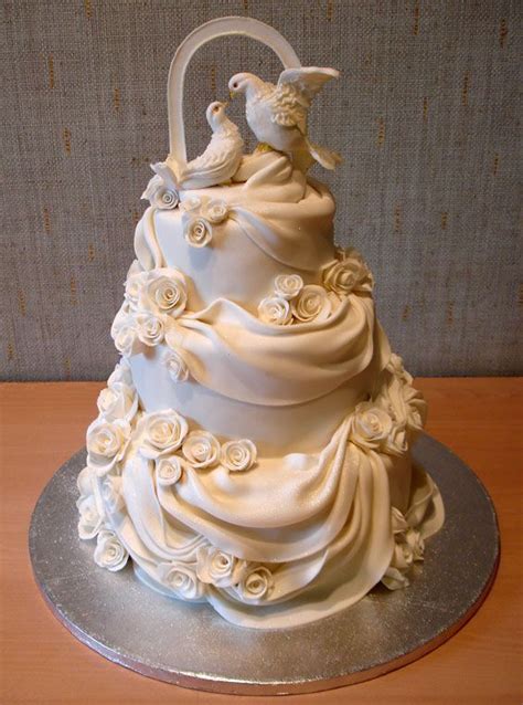 beautiful and creative wedding cakes 35 pics