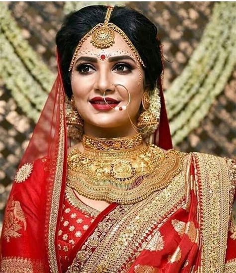 Stunning Bengali Bride Subhashreegangulyreal In Sabyasachiofficial Bengali Bride Bengali
