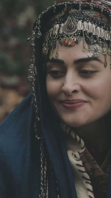 Pin By Wardah 💜 On DpŽźżz In 2020 Muslim Beauty Turkish Beauty
