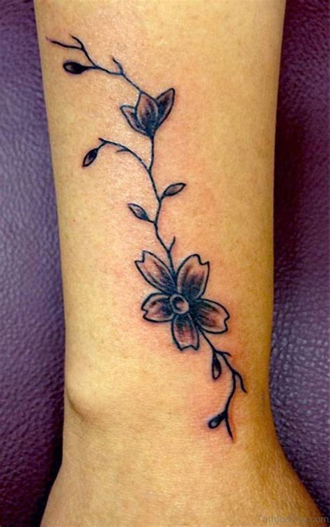 Girls mostly crave for infinity or cute ones. 67 Popular Wrist Tattoos For Women