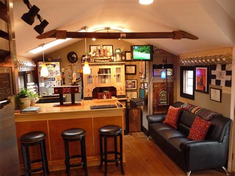 An ordinary garage can easily be turned into a man cave. The Home Brewing Laboratory of Every Beer Drinker's Dreams ...
