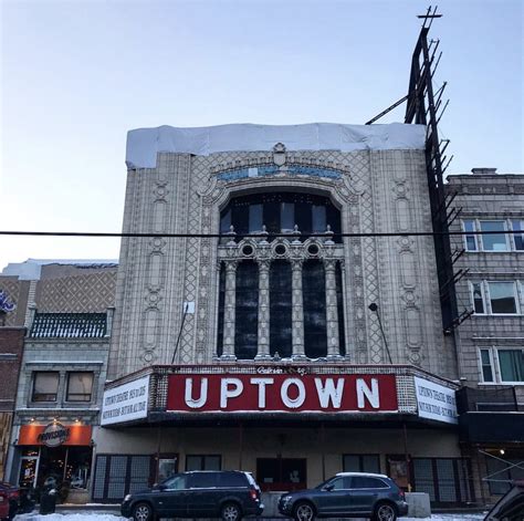 Chicagos Legendary Uptown Theatre To Come Back To Life