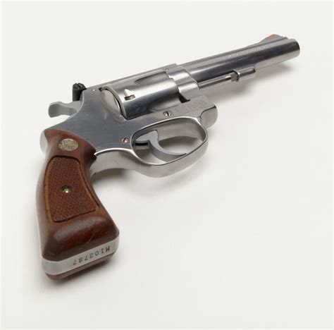 Smith And Wesson Model 63 No Dash Da Revolver 22lr Cal 4 Barrel