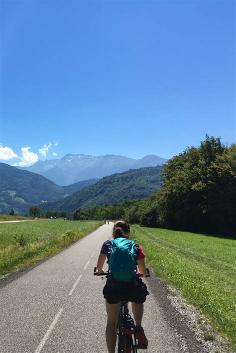 Unmissable Things To Do Around Lake Annecy France Cycling The Voie