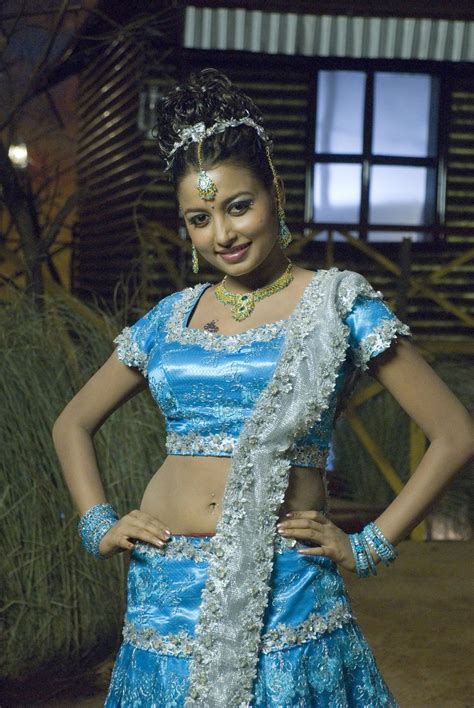 Hot Tamil Actresses Hot Tamil Actress Richa Sinha Blouse