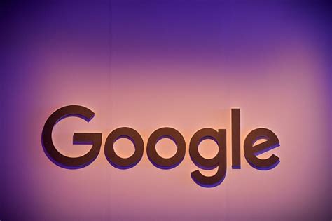 See if gmail is down for other users. Google to shut down Picasa