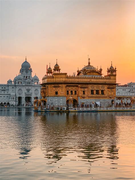 A Guide To Visiting The Golden Temple Amritsar