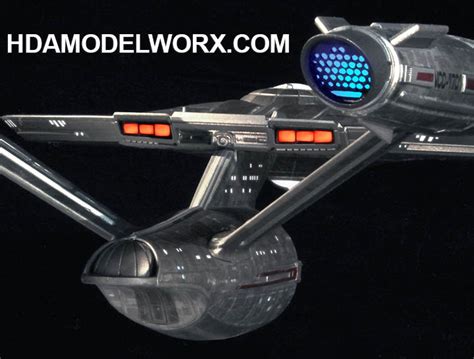 Star Trek Uss Enterprise From Discovery 11000 Scale Model Kit By Polar