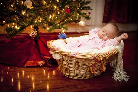 Ways To Celebrate Baby S First Christmas Douglas Toys