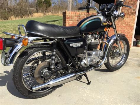 The t140d was the second generation in the bonneville series developed from the earlier 650 cc. 1979 Triumph T140E Bonneville. Low miles.