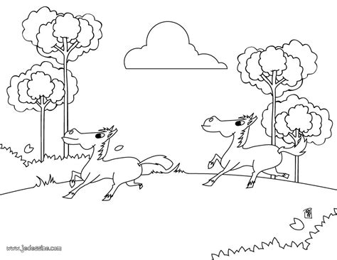 Coloriages chevaux au galop fr.hellokids.com