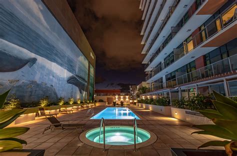 As of july 2021, the average apartment rent in little italy is $2,293 for a studio, $2,744 for one bedroom, $3,520 for two bedrooms, and $4,206 for three bedrooms. About - Ariel Luxury Apartments
